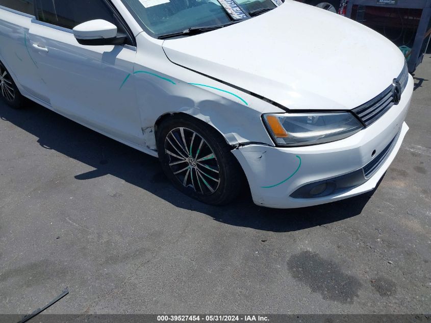 2012 Volkswagen Jetta 2.5L Sel Premium VIN: 3VWLP7AJ3CM395010 Lot: 39527454