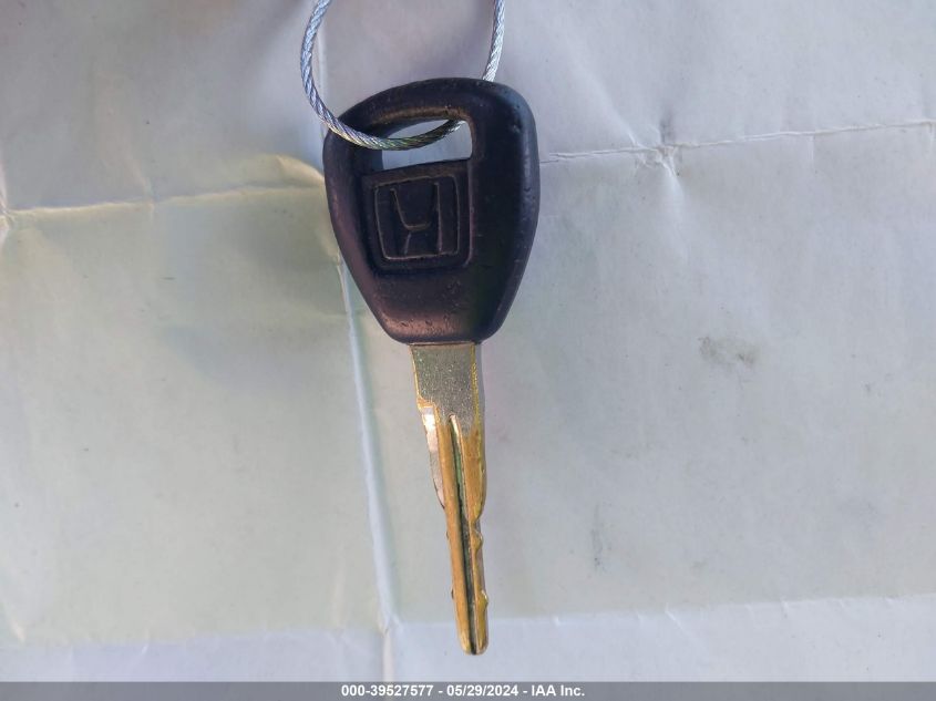 2000 Honda Accord 2.3 Dx VIN: JHMCF8640YC000416 Lot: 39527577