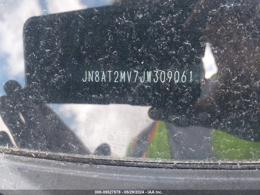 2018 Nissan Rogue Sl VIN: JN8AT2MV7JW309061 Lot: 39527578