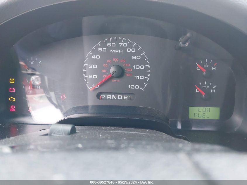 2007 Ford F-150 Stx/Xl/Xlt VIN: 1FTRF12247NA87201 Lot: 39527646