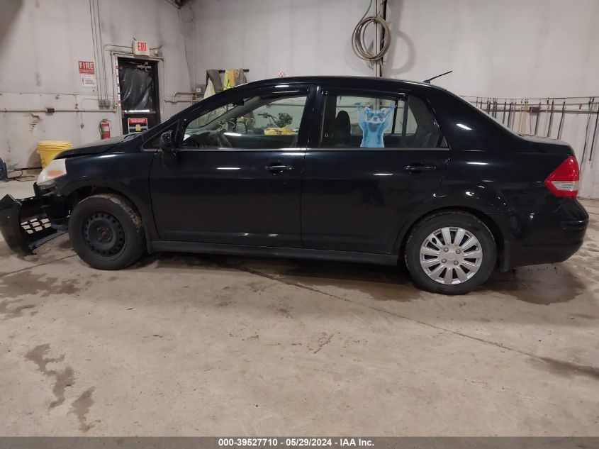 2009 Nissan Versa 1.8S VIN: 3N1BC11E29L373110 Lot: 39527710