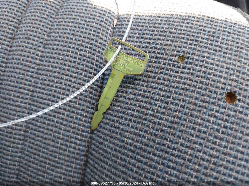 1987 Toyota Tercel Deluxe 4X4 VIN: JT2AL32WXH0272414 Lot: 39527795