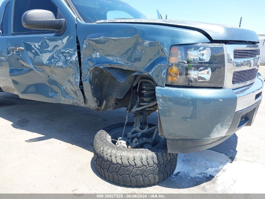 2009 Chevrolet Silverado 1500 Lt VIN: 2GCEC29C291117473 Lot: 39527825