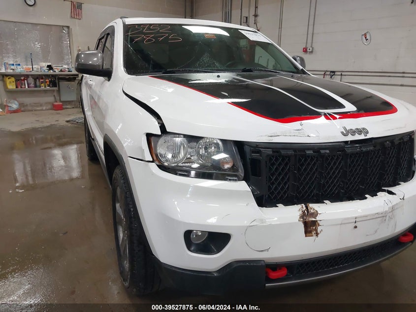 2013 Jeep Grand Cherokee Laredo Trailhawk VIN: 1C4RJFATXDC590583 Lot: 39527875