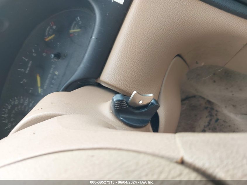 1994 Ford Mustang Gt VIN: 1FALP42T3RF110015 Lot: 39527913