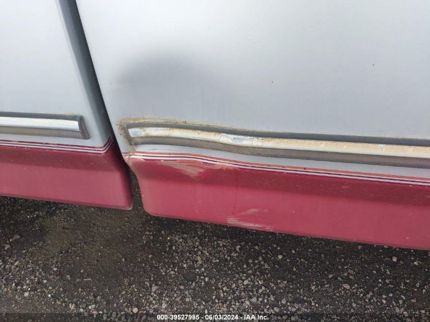 1992 Ford F250 VIN: 1FTHX25G1NKB38920 Lot: 39527985