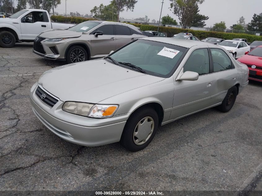 2000 Toyota Camry Ce VIN: 4T1BG22K5YU676636 Lot: 39528000