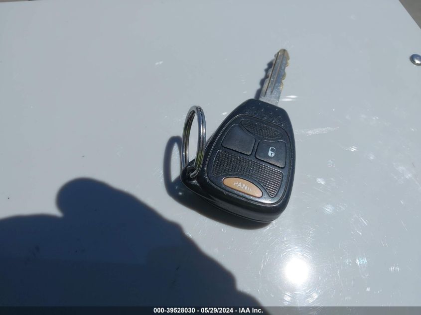 2007 Chrysler Town & Country Lx VIN: 2A4GP44R17R236127 Lot: 39528030