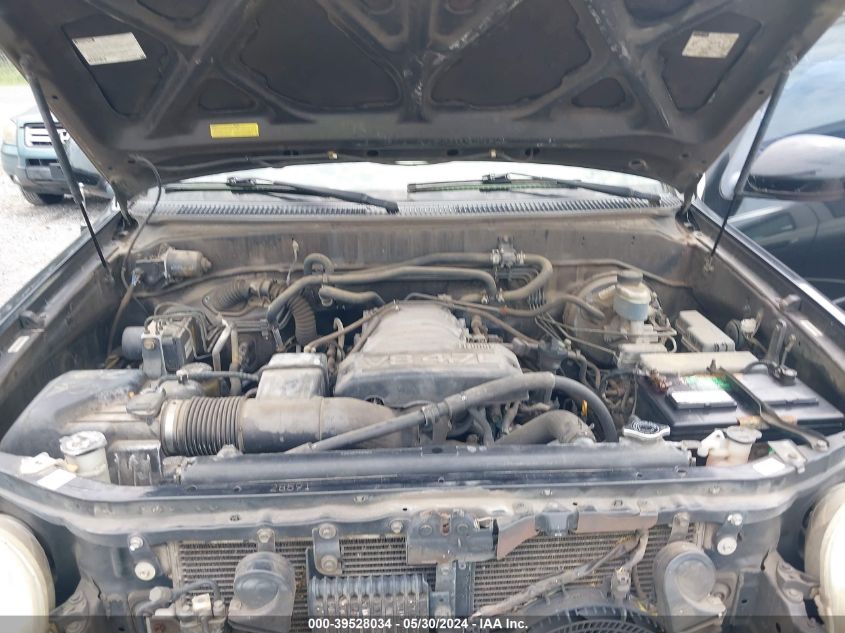 2004 Toyota Sequoia Sr5 V8 VIN: 5TDZT34A24S208323 Lot: 39528034