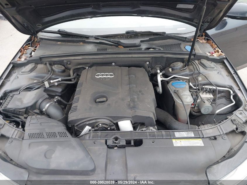 2015 Audi A4 2.0T Premium VIN: WAUAFAFL9FN011176 Lot: 39528039