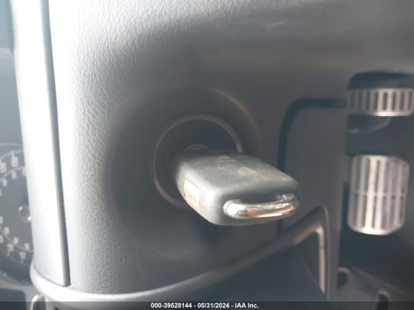 2004 Volkswagen Phaeton V8 VIN: WVWAF63D948010778 Lot: 39528144