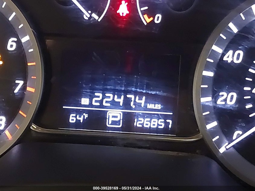 2015 Nissan Sentra Sv VIN: 3N1AB7APXFY227829 Lot: 39528169