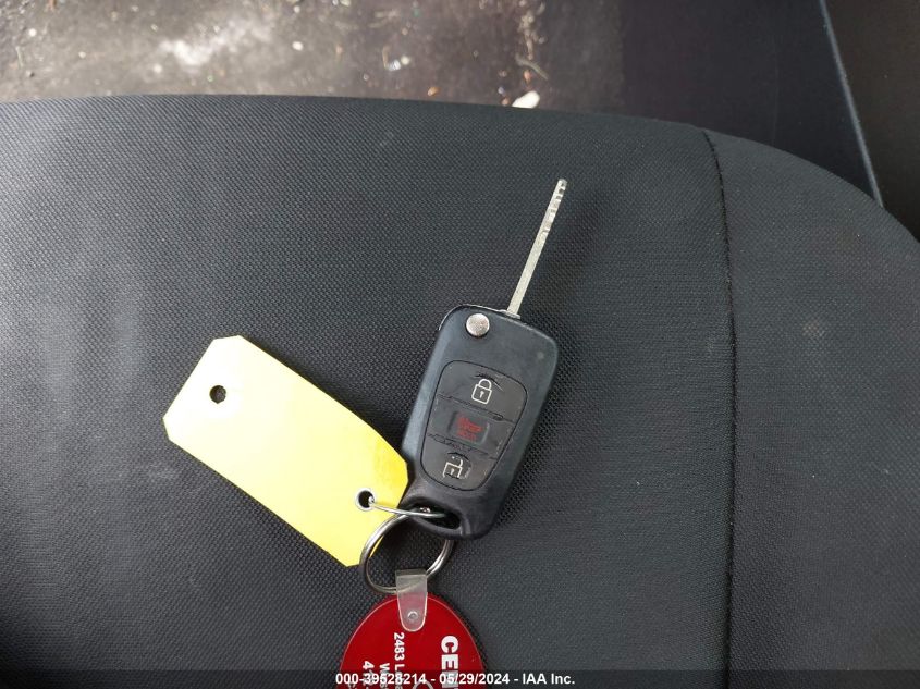 2013 Kia Soul + VIN: KNDJT2A69D7618781 Lot: 39528214