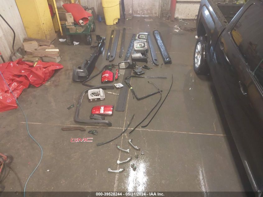 2017 GMC Sierra 1500 Denali VIN: 3GTU2PEC2HG498488 Lot: 39528244