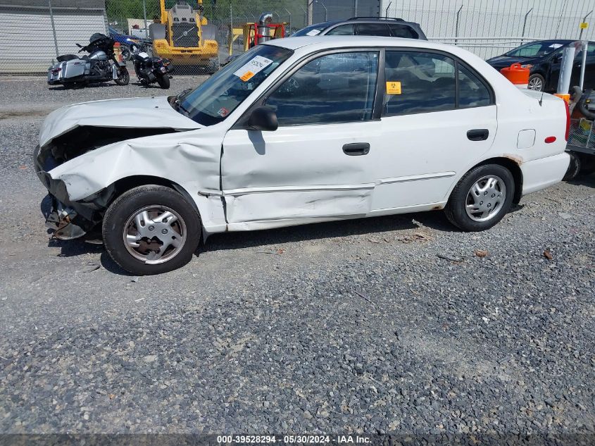 2002 Hyundai Accent Gl VIN: KMHCG45C22U294401 Lot: 39528294