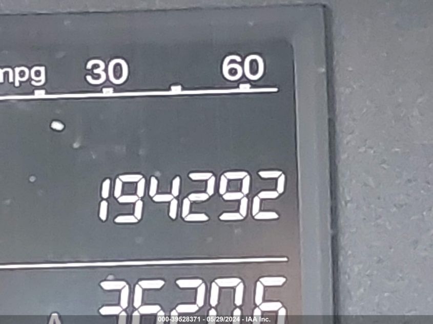 2009 Honda Cr-V Lx VIN: JHLRE483X9C003601 Lot: 39528371