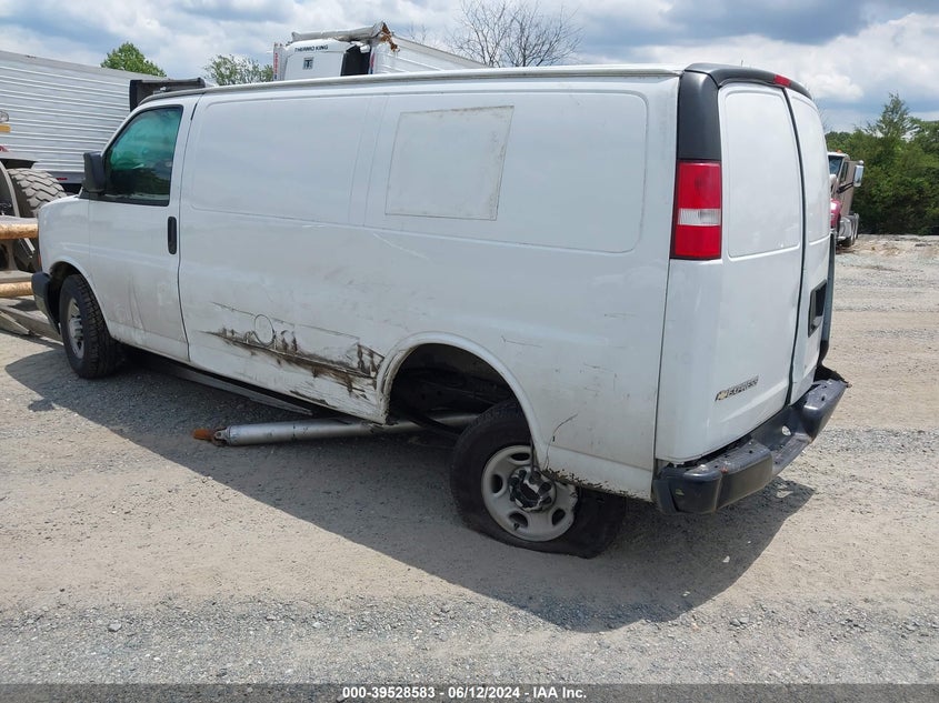 VIN 1GCWGAFF1H1322725 2017 CHEVROLET EXPRESS 2500 WORK VAN