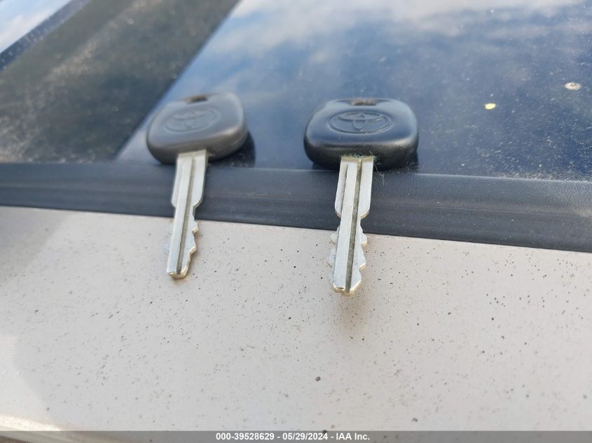 2002 Toyota Avalon Xls VIN: 4T1BF28B42U259820 Lot: 39528629