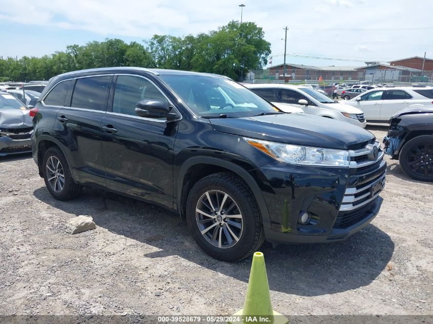 2017 TOYOTA HIGHLANDER XLE - 5TDJZRFH5HS425413