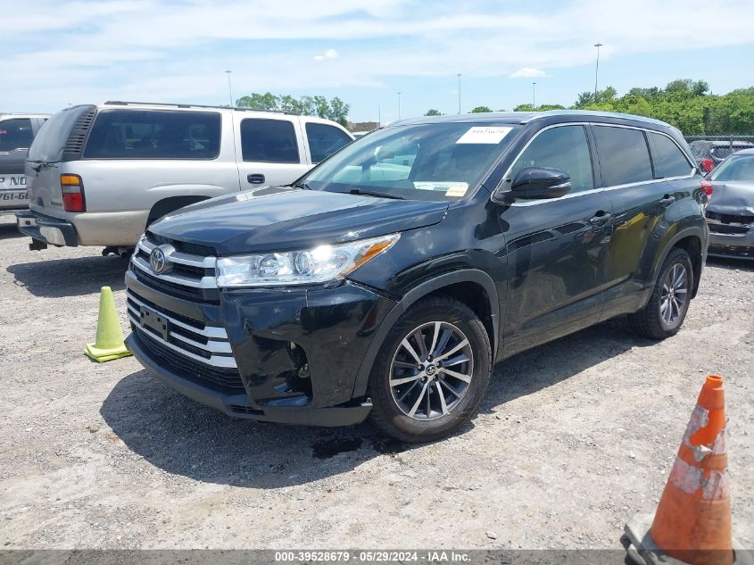 2017 Toyota Highlander Xle VIN: 5TDJZRFH5HS425413 Lot: 39528679