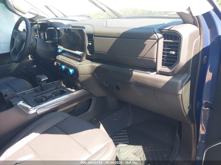 2024 CHEVROLET SILVERADO 1500 4WD  SHORT BED LTZ - 2GCUDGED8R1185653