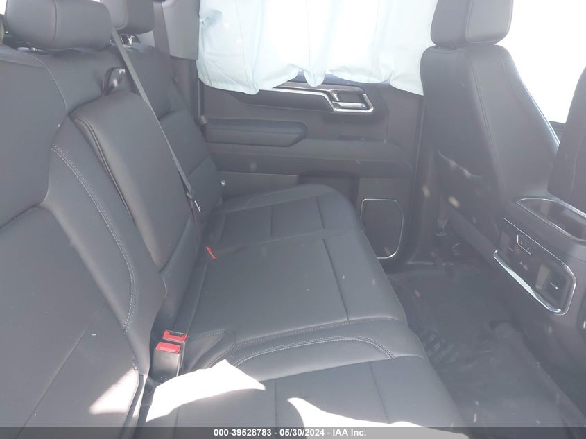 2024 CHEVROLET SILVERADO 1500 4WD  SHORT BED LTZ - 2GCUDGED8R1185653