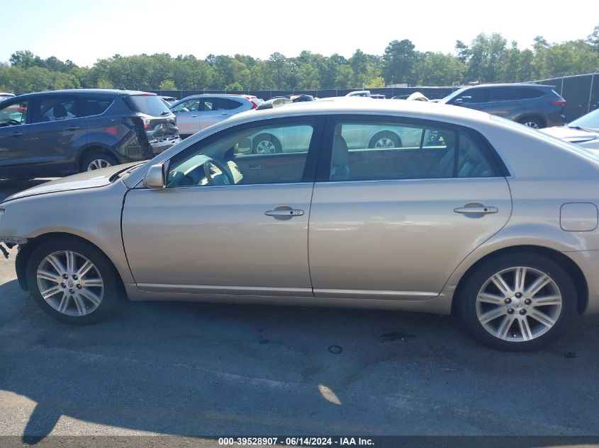 2005 Toyota Avalon Limited VIN: 4T1BK36B15U012067 Lot: 39528907