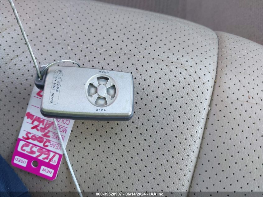 2005 Toyota Avalon Limited VIN: 4T1BK36B15U012067 Lot: 39528907