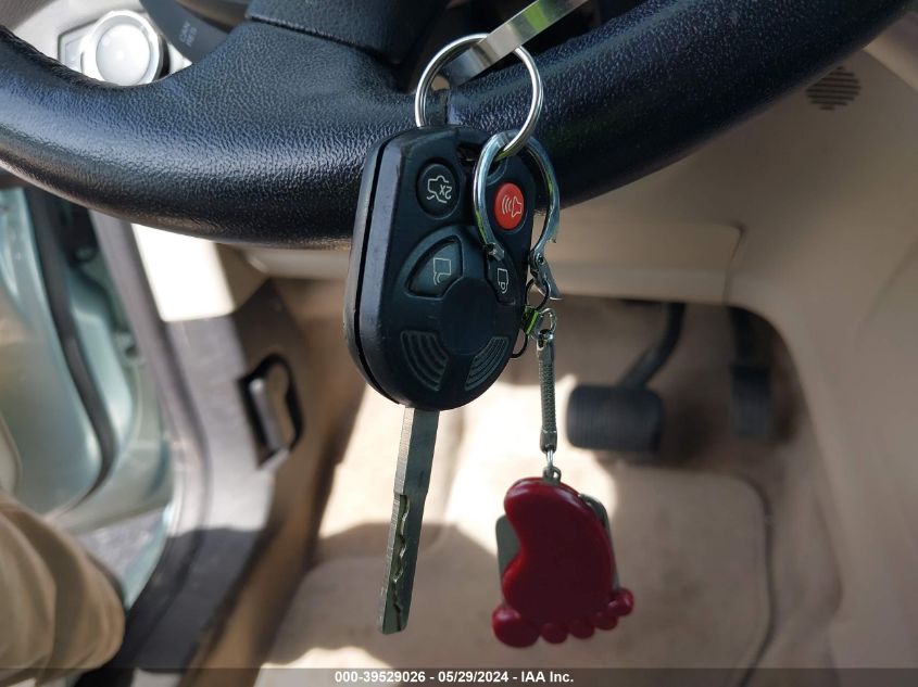 2013 Ford C-Max Hybrid Se VIN: 1FADP5AU9DL532093 Lot: 39529026