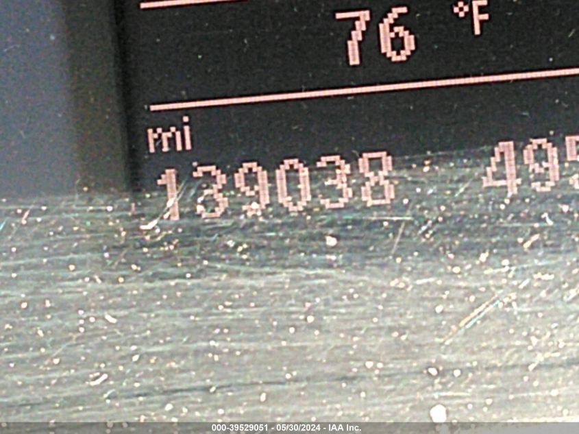 2013 Volkswagen Passat 2.0L Tdi Se VIN: 1VWBN7A31DC00123 Lot: 39529051