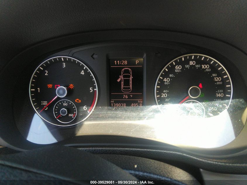 2013 Volkswagen Passat 2.0L Tdi Se VIN: 1VWBN7A31DC00123 Lot: 39529051