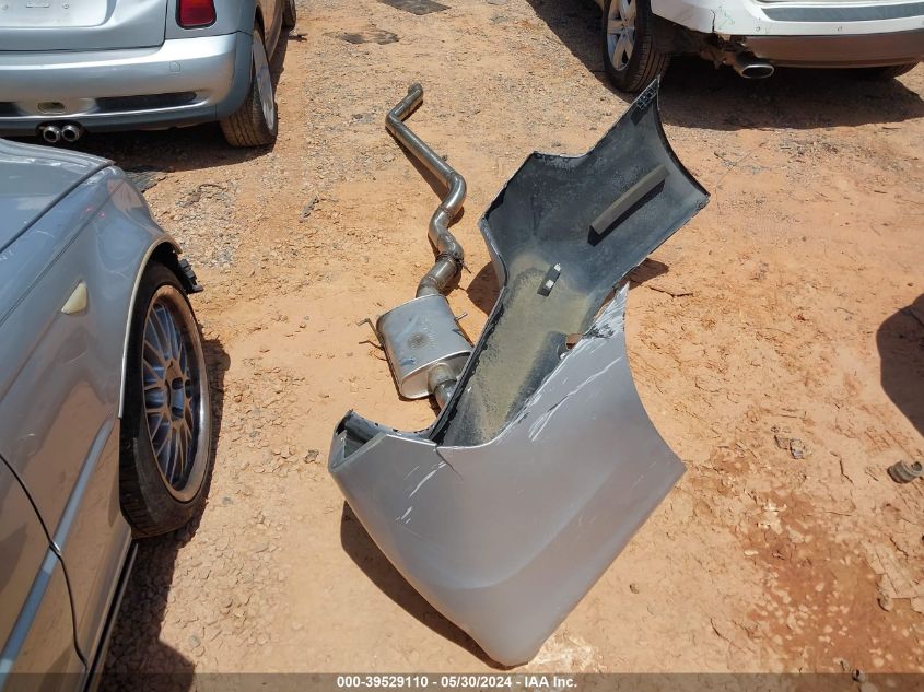 2005 BMW 325Ci VIN: WBABD33475JY99340 Lot: 39529110