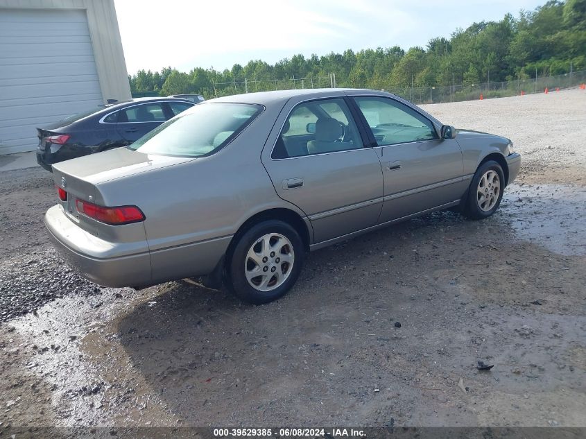 1999 Toyota Camry Le V6 VIN: JT2BF28K4X0162757 Lot: 39529385