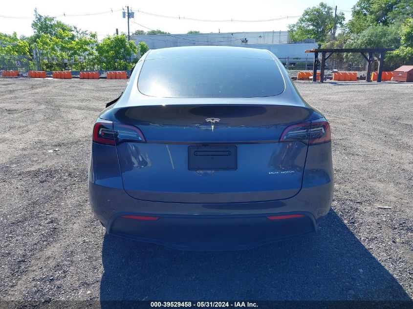 2023 Tesla Model Y Awd/Long Range Dual Motor All-Wheel Drive VIN: 7SAYGDEE7PF872944 Lot: 39529458