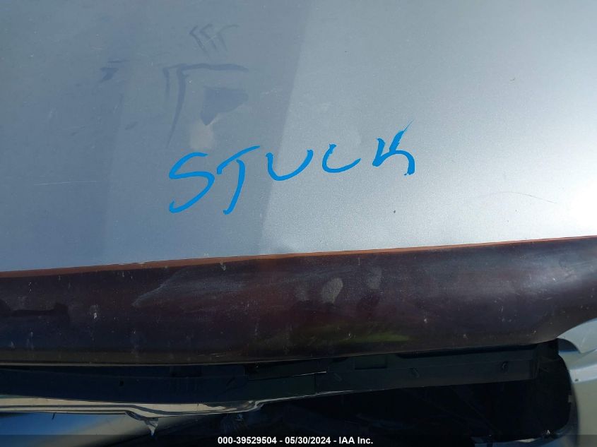 2007 Toyota Rav4 Limited VIN: JTMBD31V075118149 Lot: 39529504