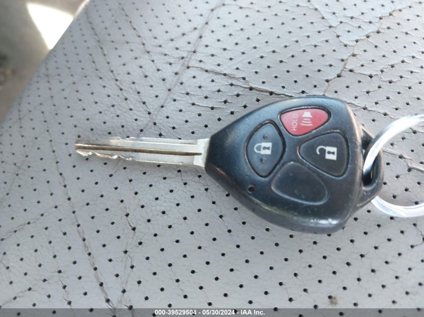 2007 Toyota Rav4 Limited VIN: JTMBD31V075118149 Lot: 39529504