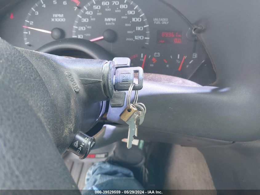 1997 Chevrolet Camaro VIN: 2G1FP32K0V2147360 Lot: 39529559