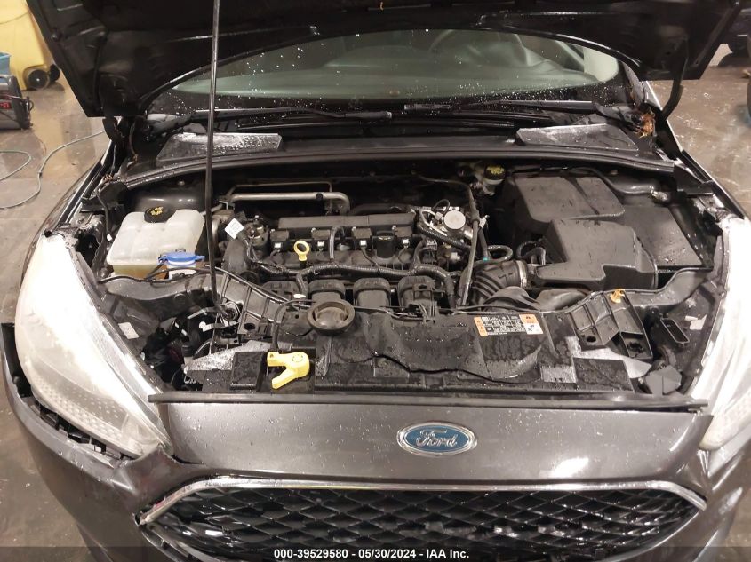 2016 Ford Focus Se VIN: 1FADP3F2XGL365498 Lot: 39529580