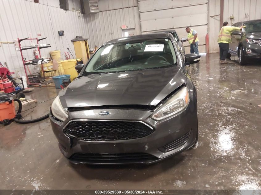 2016 Ford Focus Se VIN: 1FADP3F2XGL365498 Lot: 39529580
