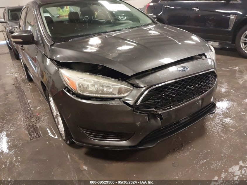 2016 Ford Focus Se VIN: 1FADP3F2XGL365498 Lot: 39529580