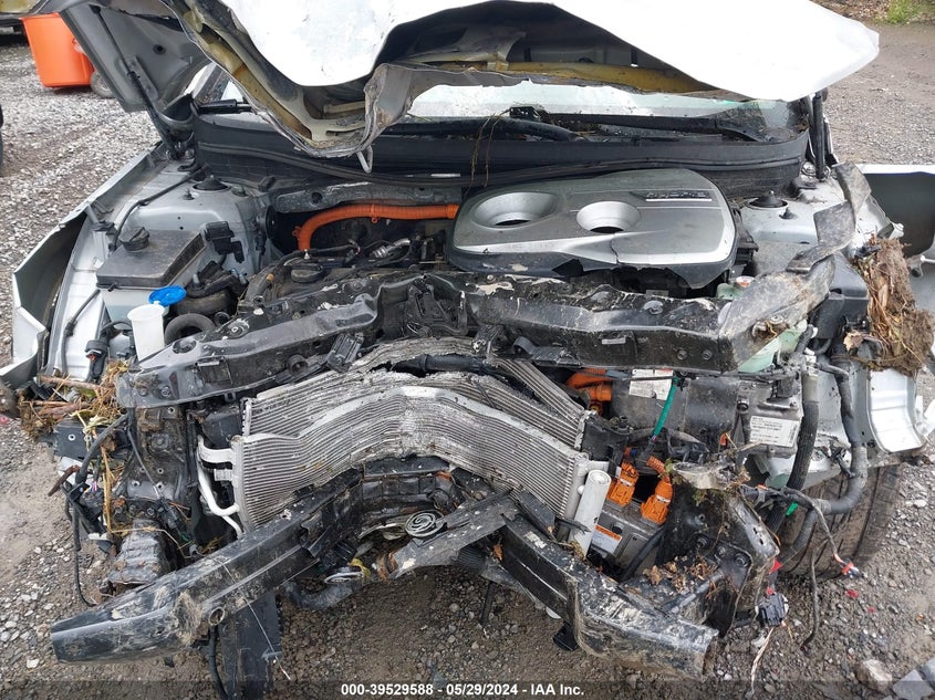 2016 Hyundai Sonata Hybrid Se VIN: KMHE24L18GA015535 Lot: 39529588