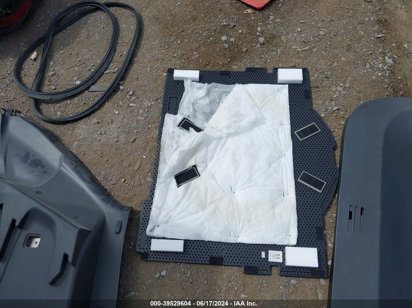 2017 Nissan Rogue Sv VIN: JN8AT2MT9HW152111 Lot: 39529604