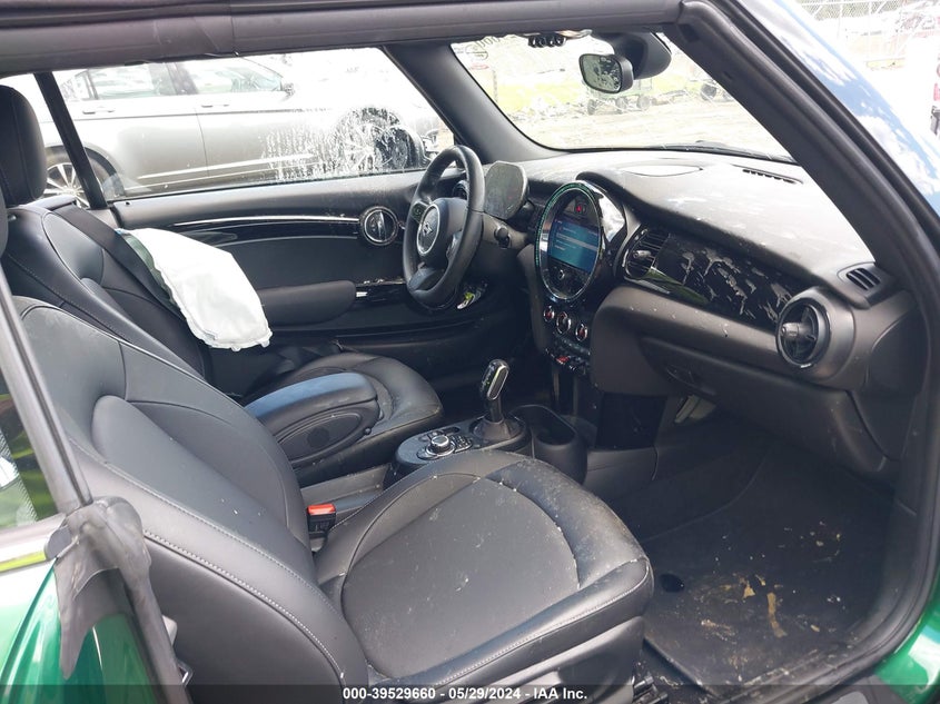 2022 Mini Convertible Cooper VIN: WMW23DL05N3N53605 Lot: 39529660