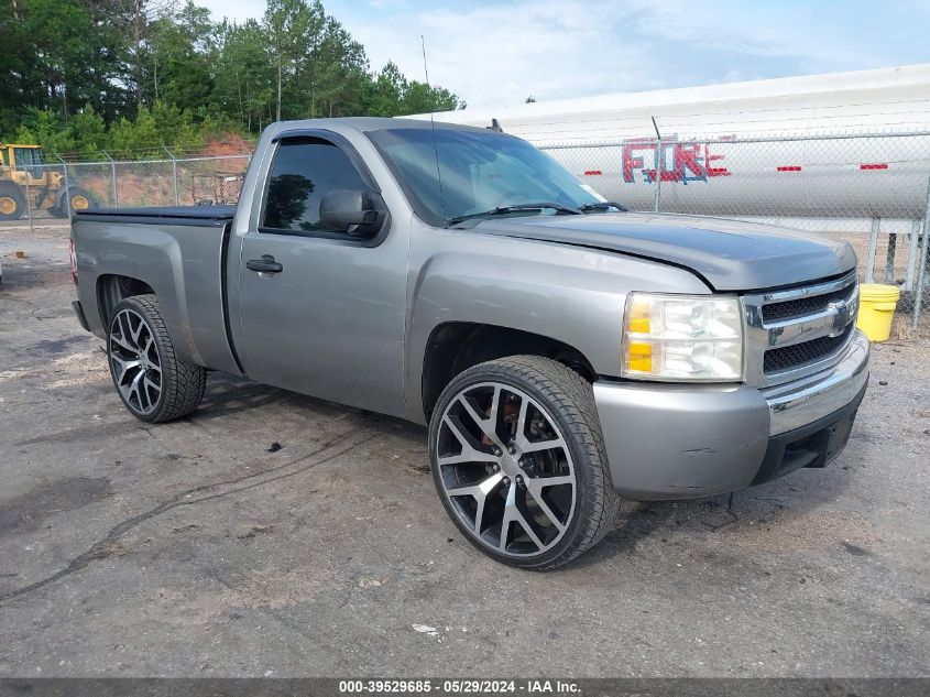 2007 Chevrolet Silverado 1500 Work Truck VIN: 1GCEC14C07Z618819 Lot: 39529685