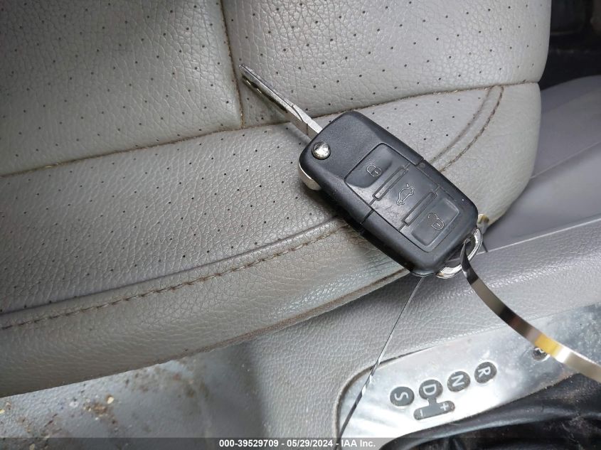 2007 Volkswagen Jetta Wolfsburg Edition VIN: 3VWEF71K57M065766 Lot: 39529709