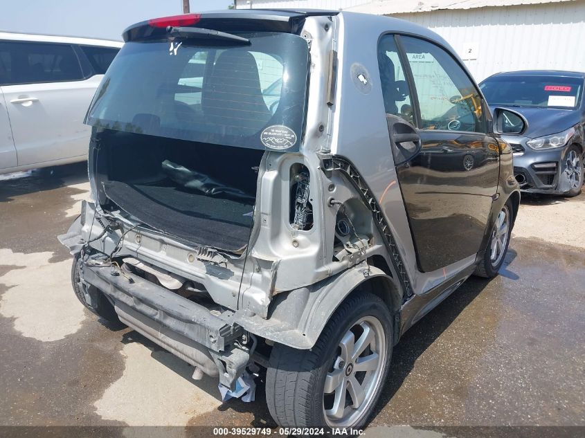 2013 Smart Fortwo Passion/Pure VIN: WMEEJ3BA6DK670058 Lot: 39529749