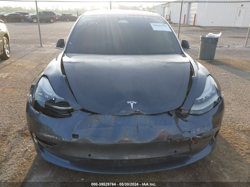 2018 Tesla Model 3 Long Range/Performance VIN: 5YJ3E1EB5JF105814 Lot: 39529764