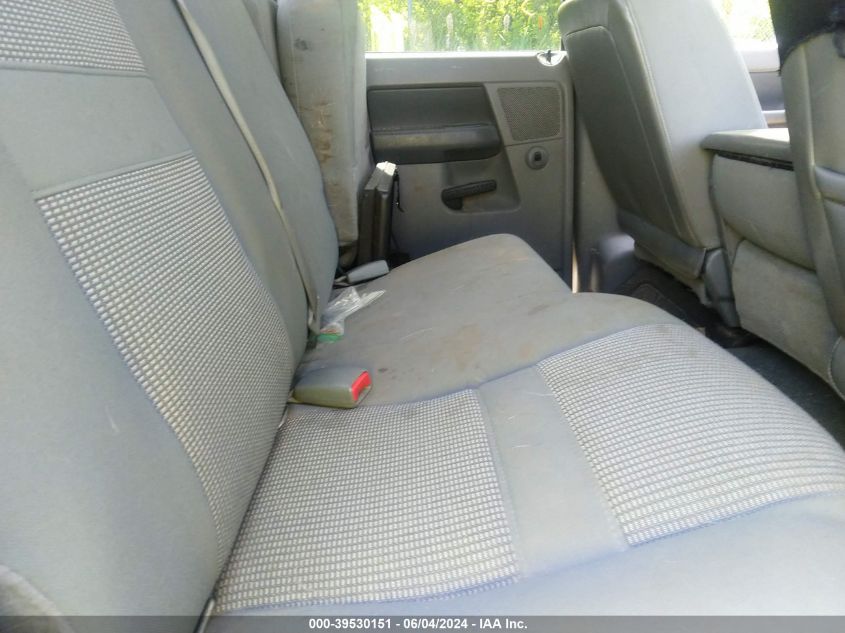 2007 Dodge Ram 1500 Slt/Trx4 Off Road/Sport VIN: 1D7HU18237S231496 Lot: 39530151