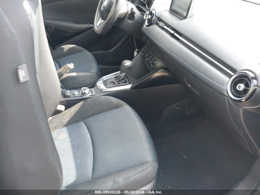 2016 Scion Ia VIN: 3MYDLBZV8GY104773 Lot: 39530226