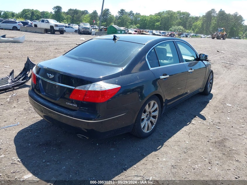 2009 Hyundai Genesis 3.8 VIN: KMHGC46E39U051235 Lot: 39530253